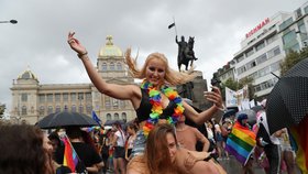 Duhový průvod Prague Pride 2019.