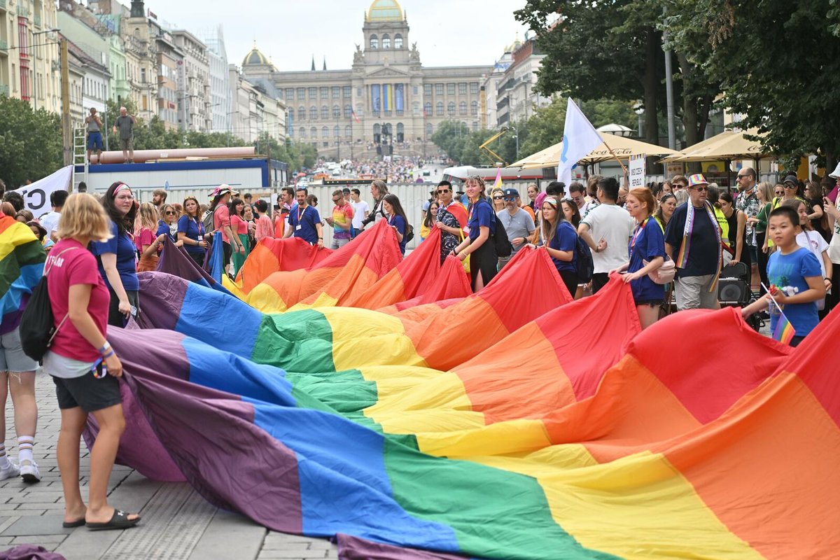 Průvod Prague Pride 2022