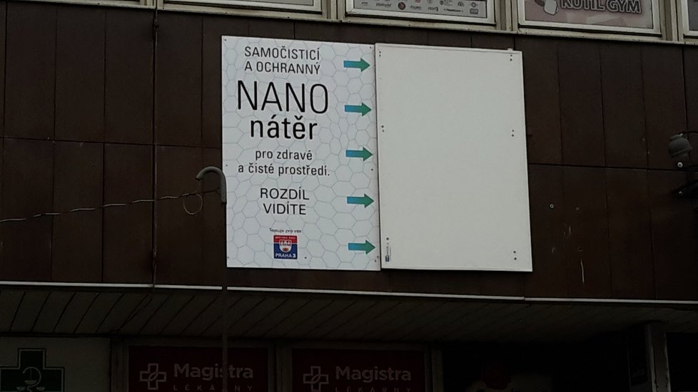 Pokud nanotechnologický nátěr projde zkouškou, tak ho radnice bude aplikovat na fasády panelových domů