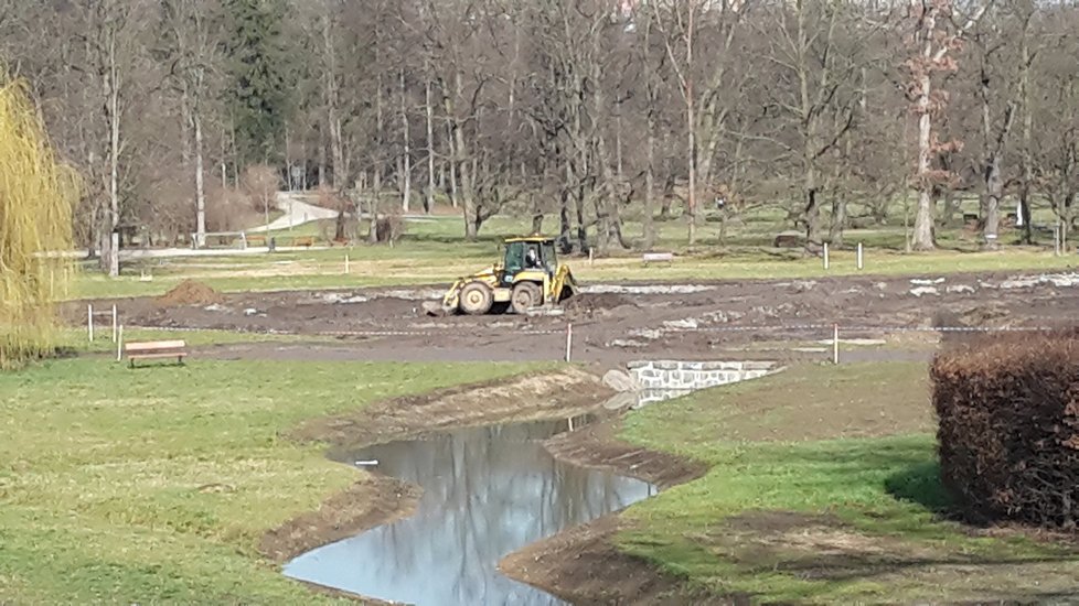 Revitalizace parku Stromovka pokračuje i nadále.