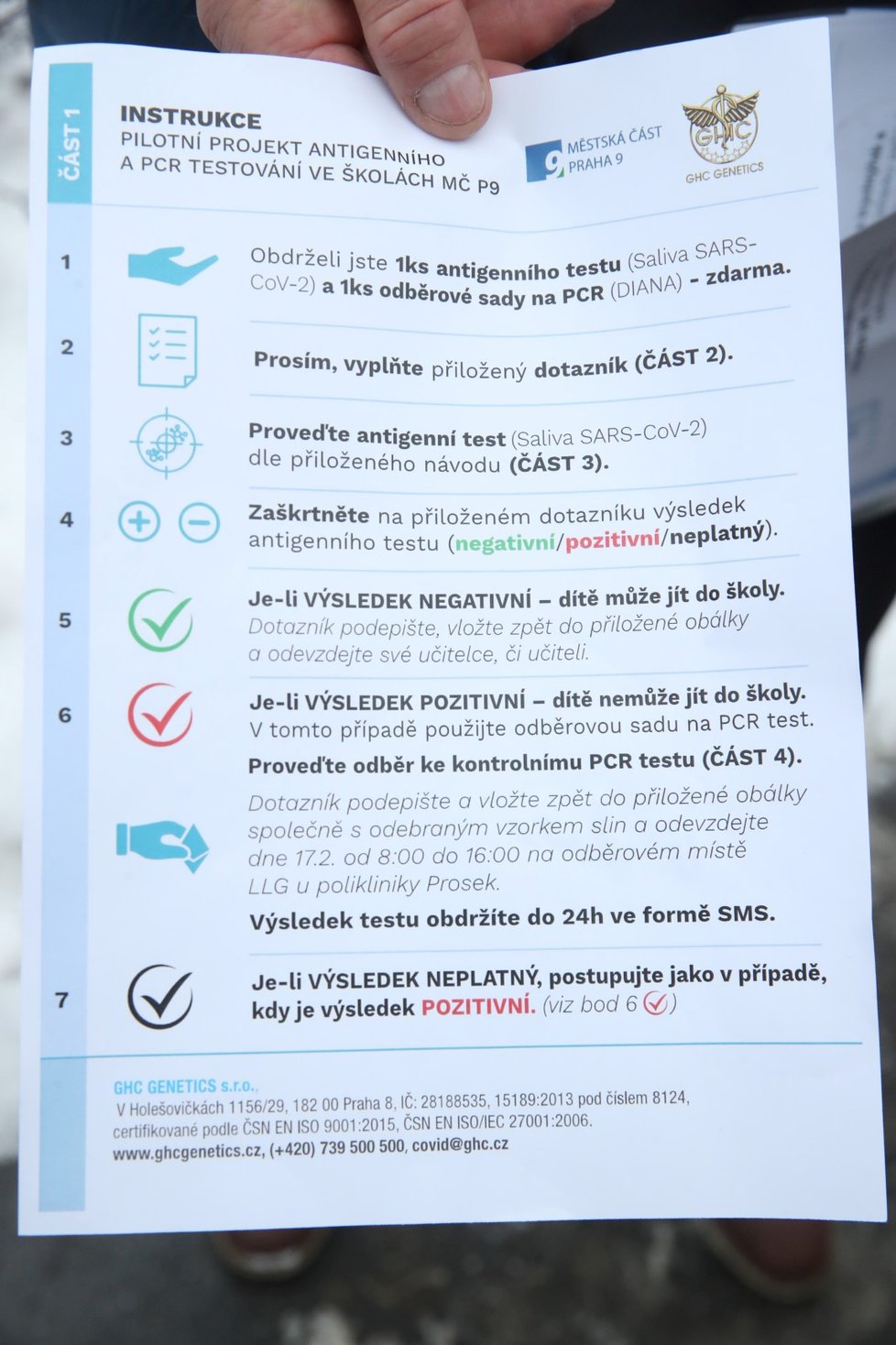 Radnice Prahy 9 a magistrát začaly na Proseku testovat žáky prvních a druhých tříd Základní školy Litvínovská. V pilotním projektu jim rozdaly antigenní testy na covid a děti se testují doma.