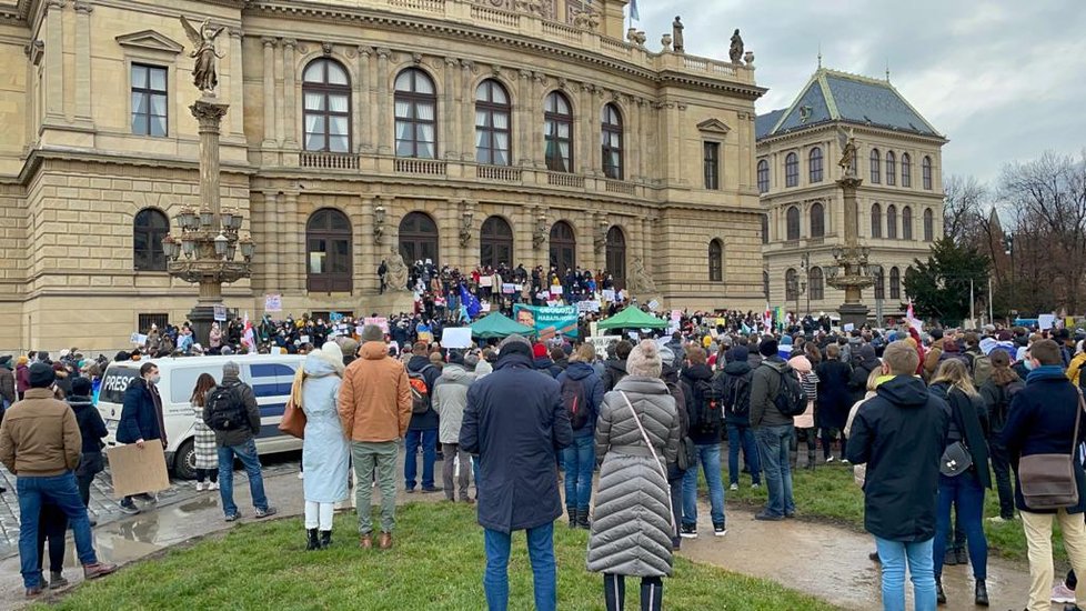 Protest proti zadržení opozičního předáka Alexeje Navalného v Moskvě, Praha 23. ledna 2021.