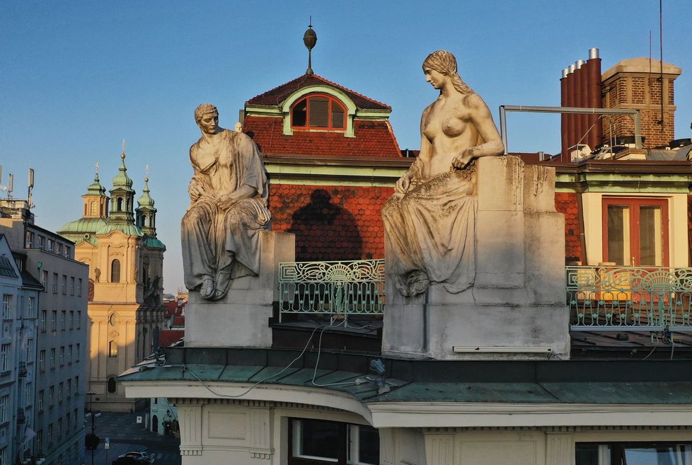 Fotograf Amos Chapple z Nového Zélandu nafotil Prahu z nezvyklé perspektivy.