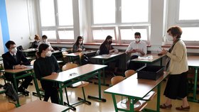 Na Gymnáziu Arabská v Praze začaly 24. května 2021 státní maturitní testy.