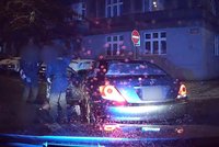 Žižkovská lapálie: Muž nechal nastartované auto a věnoval se ženě, zloděj mu s ním odjel!