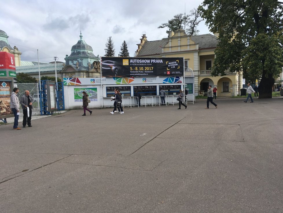 Výstava Autoshow Praha v pražských Holešovicích.