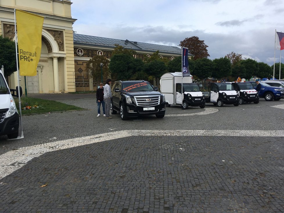 Výstava Autoshow Praha v pražských Holešovicích.