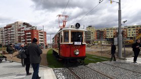 Slavnostní zahájení provozu na nové tramvajové trati Sídliště Barrandov - Holyně, 8. dubna 2022, Praha.