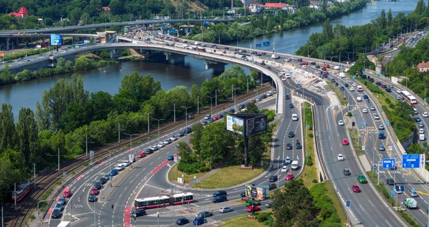 Barrandovský most.