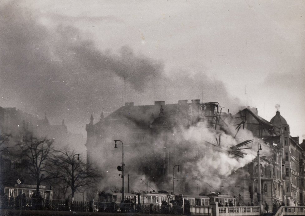 Od bombardování Prahy uplynulo 76 let. Tohle je svědectví přímého účastníka hrůz.