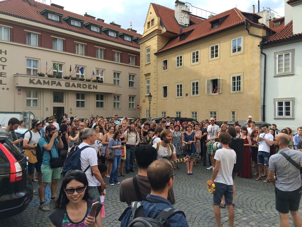 Pouliční umělci se loni v Praze dopustili stovek přestupků.