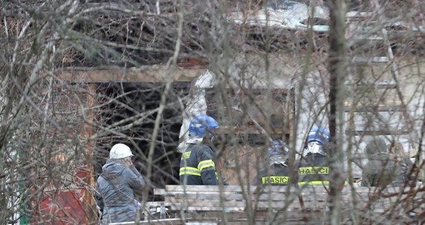Požár haly v Čelákovicích. (14. března 2023)
