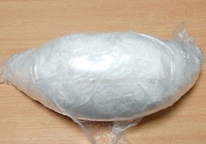 Cizinec pašoval kokain v anatomickém balíčku ve spodním prádle
