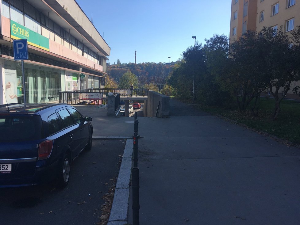 Zchátralé centrum na Červeném Vrchu