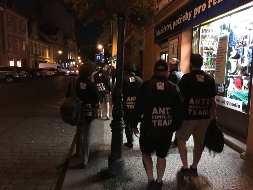 Recesistický antikonfliktní tým vyrazil do ulic Prahy.