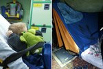 Strážníci našli zanedbaného tříletého chlapce - spal v zimě ve stanu.