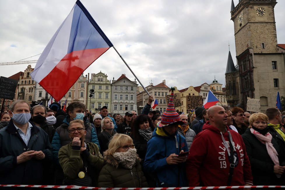 Demonstrace proti vládním opatřením, 18. října 2020.