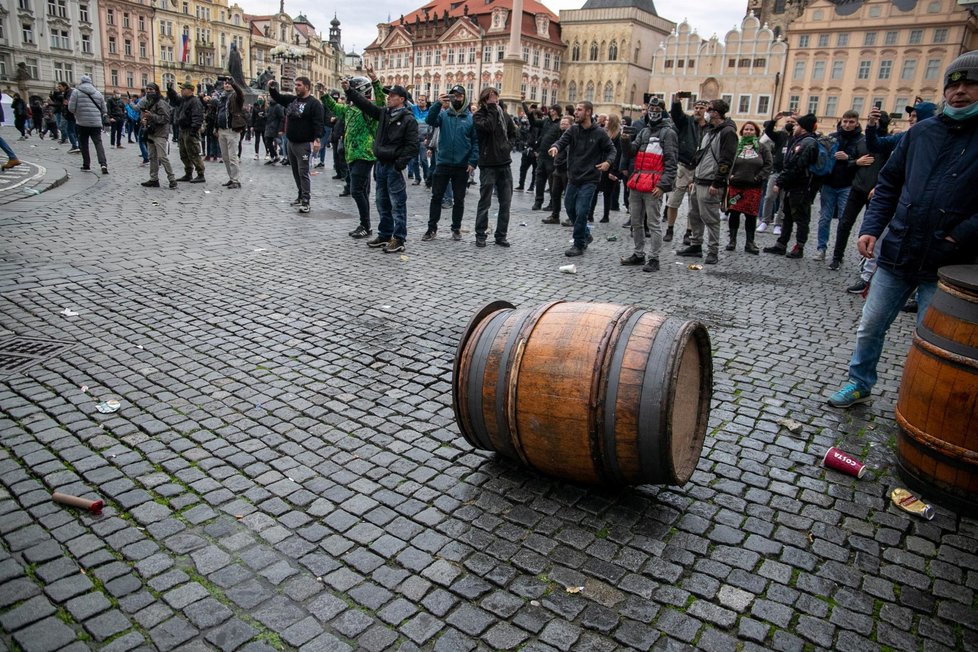 Demonstrace na Staroměstském náměstí, 18. října 2020.