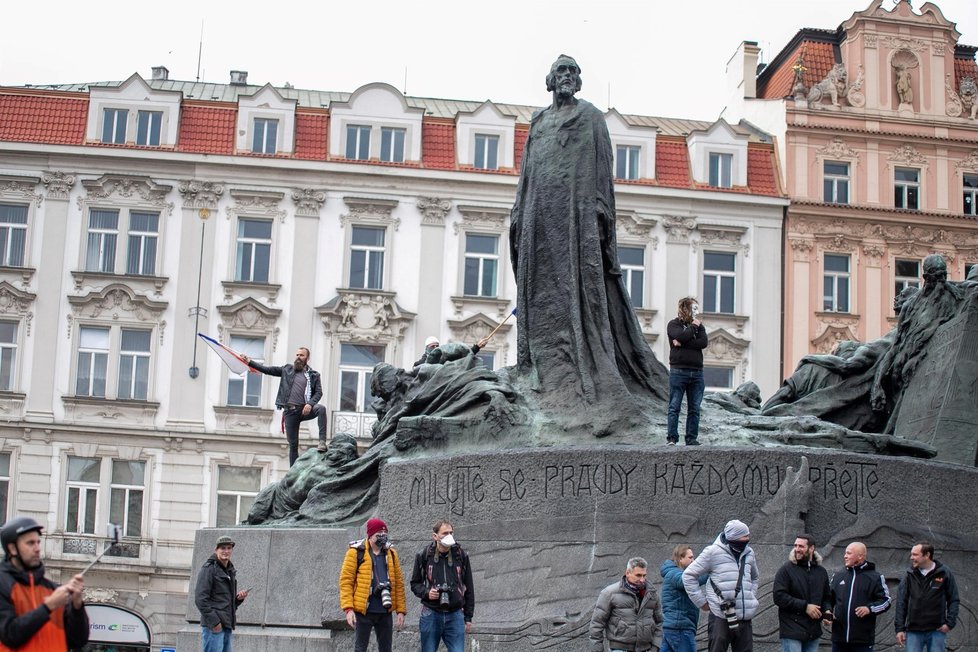 Demonstrace na Staroměstském náměstí, 18. října 2020.