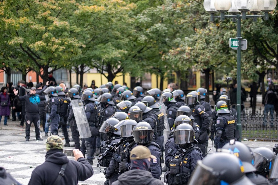 Demonstrace na Staroměstském náměstí, 18. října 2020.