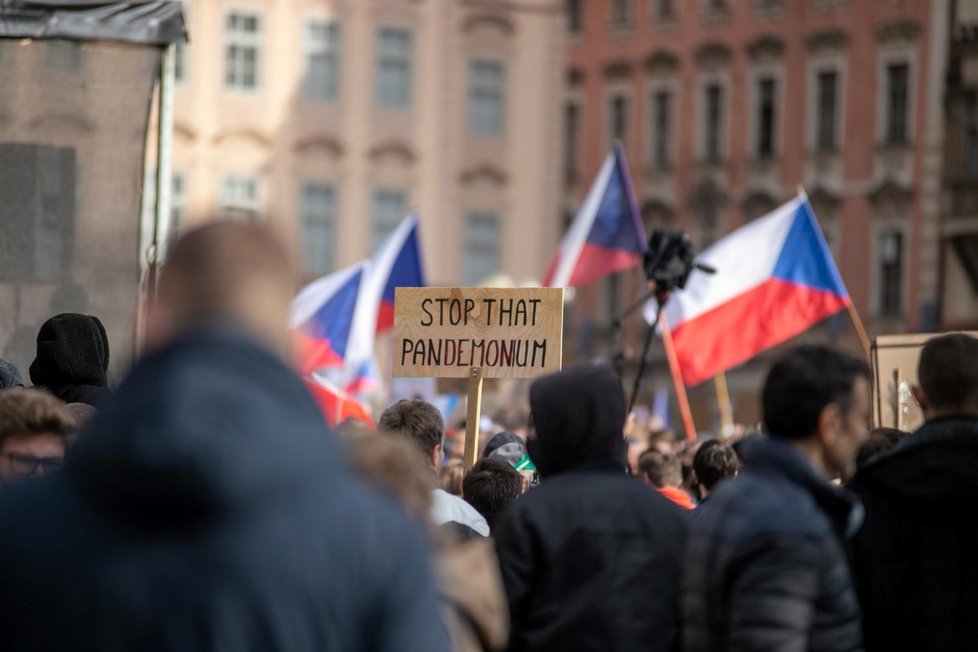 Demonstrace na Staroměstském náměstí, 18. října 2020.