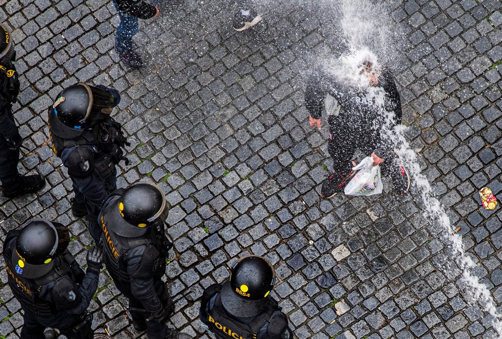 Demonstrace na Staroměstském náměstí, 18. října 2020.