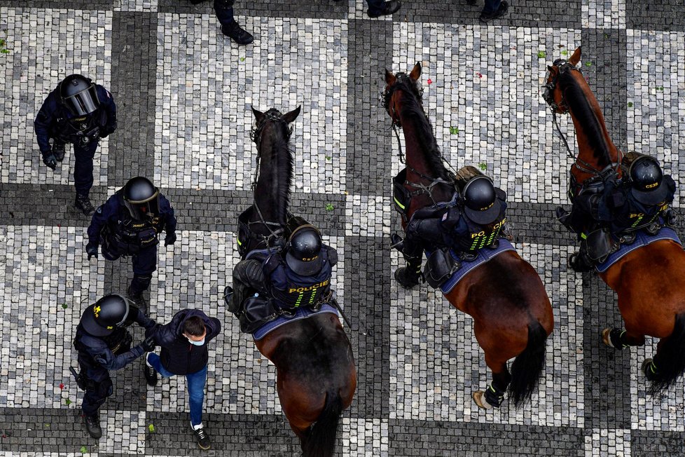 Demonstrace na Staroměstském náměstí (18. října 2020)