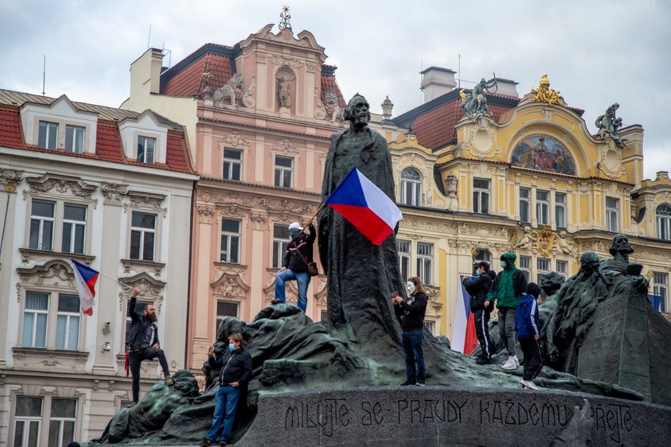 Demonstrace na Staroměstském náměstí, 18. října 2020.