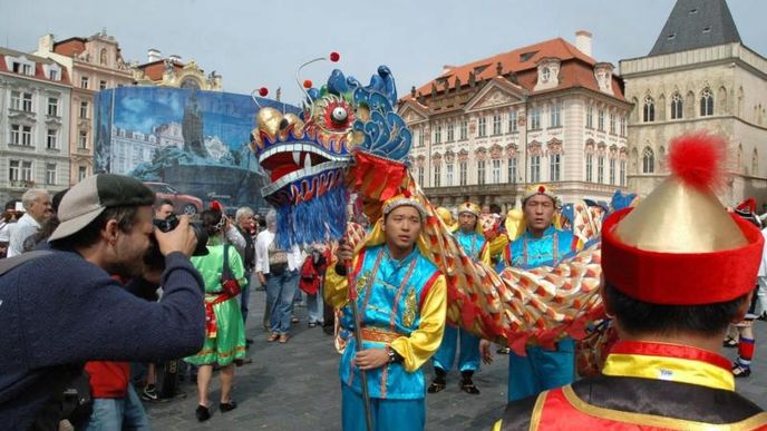 Čína je pro Evropany skutečným zážitkem (to je původní popis fotografie ze stránek magistrátu).