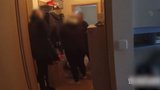 Cizinka (42) podváděla ve velkém! Krajany obrala o 16 milionů. Tvrdila, že jim pomůže