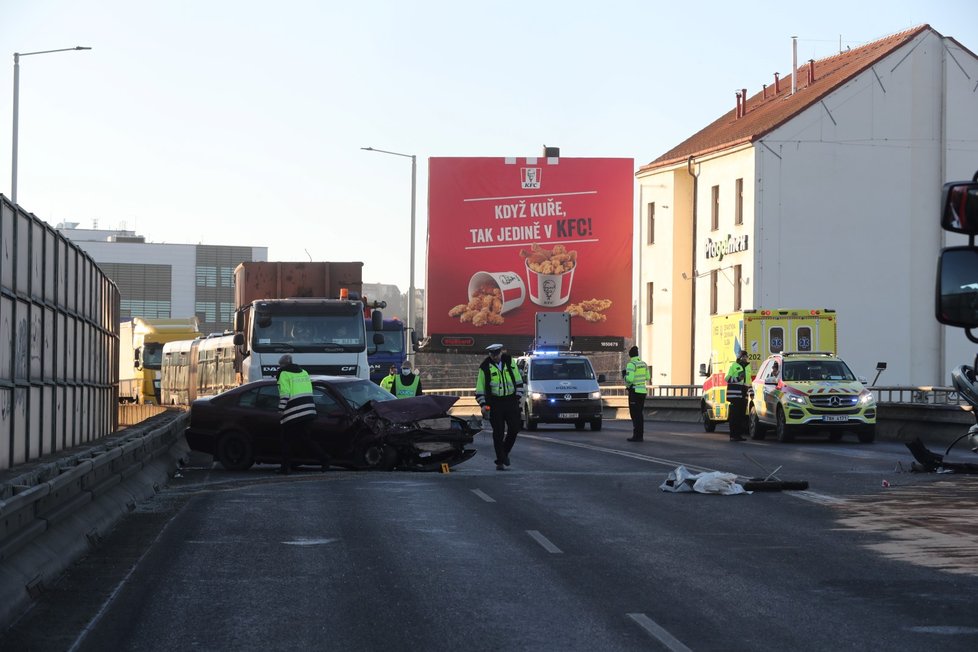 Smrtelná nehoda v Čuprově ulici. (14. ledna 2022)