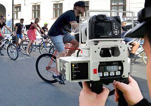 Bude policie v budoucnu měřit v centru Prahy rychlost cyklistům? (ilustrační foto)