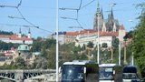 Omezení pro vjezd autobusů do historického centra: Praha zavádí přísnější pravidla. Kdo bude mít smůlu?