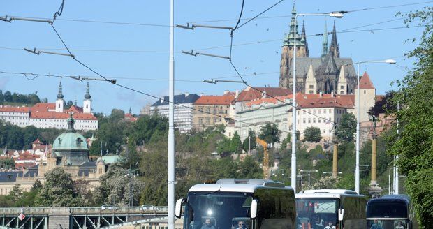 Omezení pro vjezd autobusů do historického centra: Praha zavádí přísnější pravidla. Kdo bude mít smůlu?