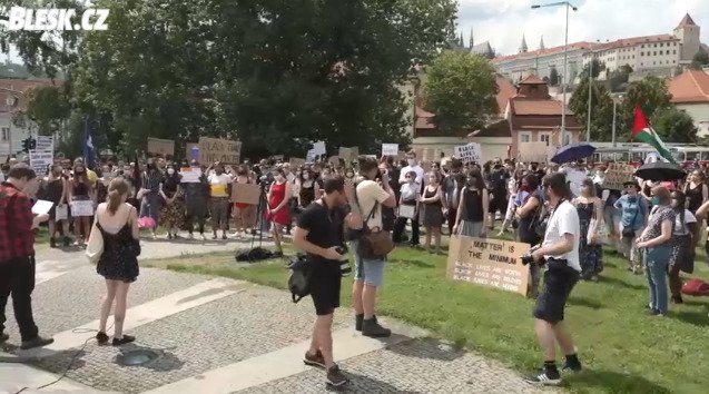 Demonstrace proti policejní brutalitě a rasismu, Praha 13. června 2020.