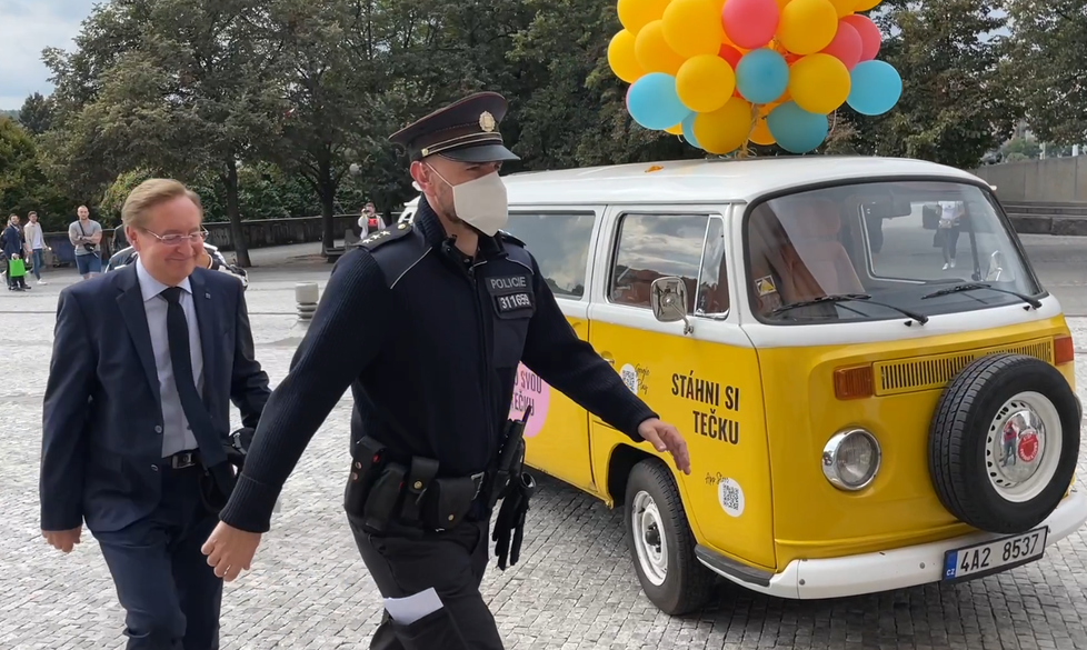 Demonstrace před ministerstvem zdravotnictví. (28. září 2021)