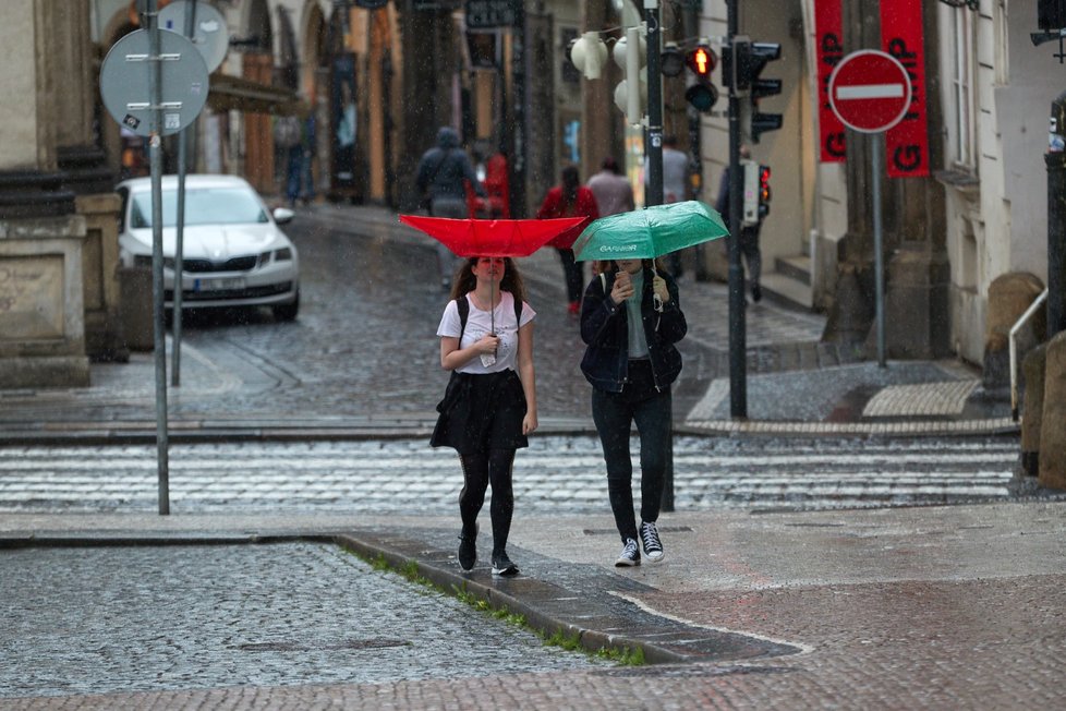 Déšť v Praze (ilustrační foto)