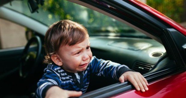 Češka nechala v Itálii děti v autě a odešla lyžovat: Hrozí jí až 5 let za mřížemi!