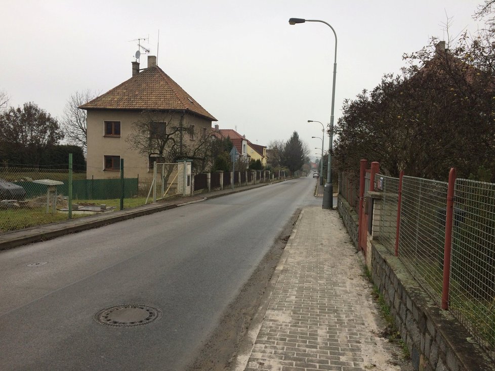 Sousední Kobyliská ulice by měla pojmout nárůst dopravní zátěže.