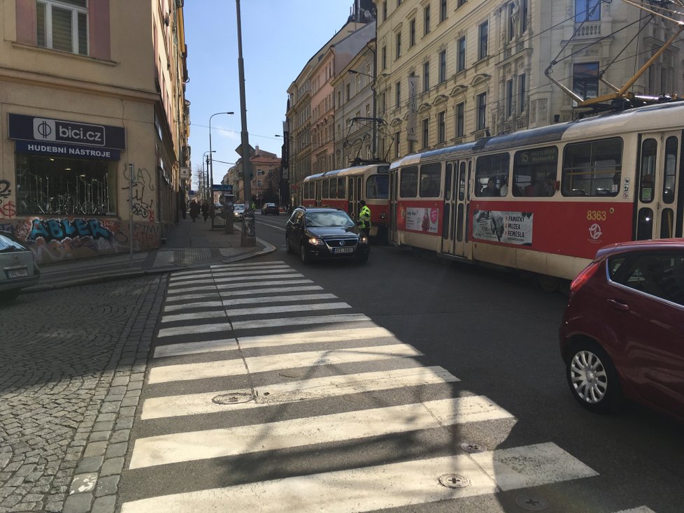 Husitská ulice se dočkala velké opravy. Od neděle bude zase průjezdná.