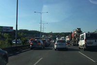 Doprava v Praze ráno zkolabovala: Zavřené byly dva tunely