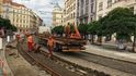 Na Vltavské probíhají stavební práce na rekonstrukci kolejiště