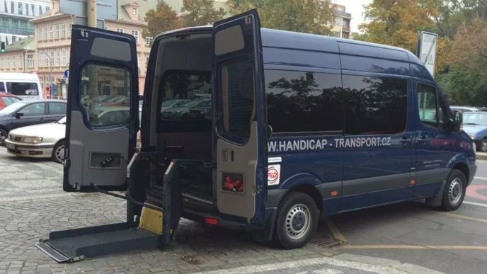 Handicap-Transport bude rok zajišťovat dopravu zdravotně postižených osob v Praze.