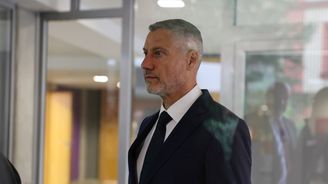 Žádný strachy, když přijdem do Prahy, můžem krást. Kauza Dozimetr po čtvrt roce opět u soudu Žádný strachy, když přijdem do Prahy, můžem krást. Kauza Dozimetr po čtvrt roce opět u soudu