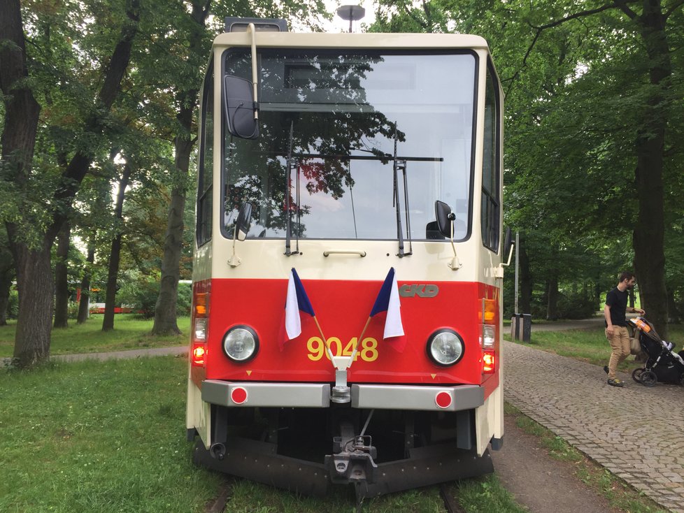 Legendární a jediná dochovaná tramvaj KT4D