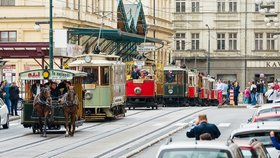 Od koní po metro: Pražská MHD slaví 150 let! Městem projede průvod 40 tramvají