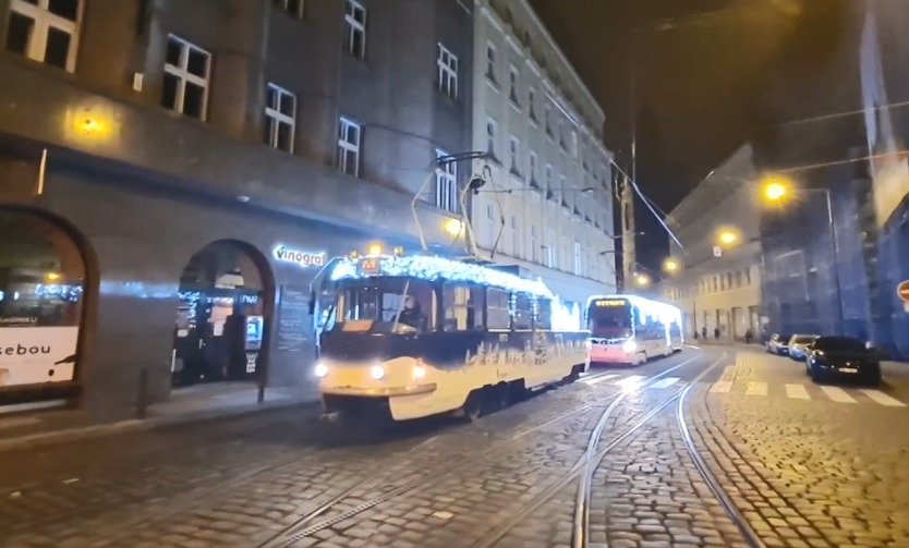 Vánočně vyzdobené tramvaje, 29. listopadu 2020.