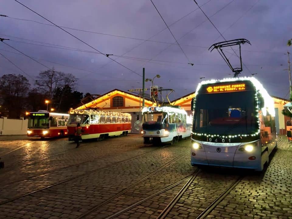 Hlas, který v pražských tramvajích oznamuje zastávky, patří sympatické Dagmar Hazdrové. (ilustrační foto)