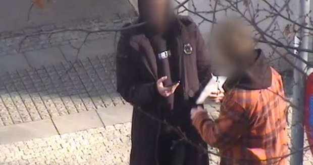 Kriminalisté dopadli falešného policistu.