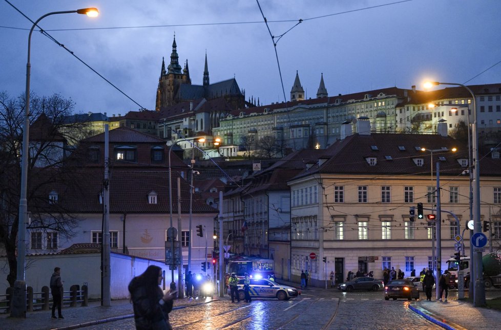 Střelba na FF UK v centru Prahy (21. prosince 2023)